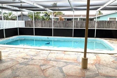 Villa ou maison à louer à Sunrise, Floride: 4 chambres, 168.99 m2 № 2407821 - photo 9