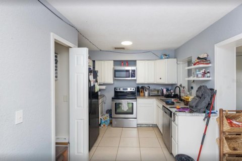 Купить виллу или дом в Орландо, Флорида 5 комнат, 130.25м2, № 2144029 - фото 12