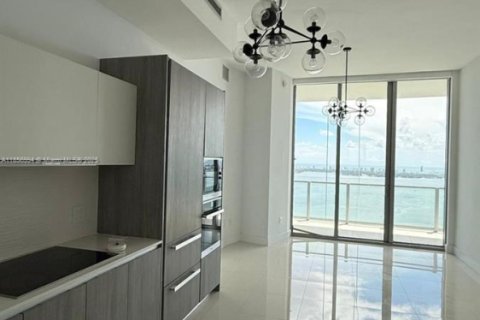 Copropriété à louer à Miami, Floride: 2 chambres, 113.62 m2 № 1878994 - photo 10