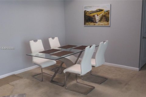 Condominio en venta en North Bay Village, Florida, 2 dormitorios, 116.22 m2 № 2022063 - foto 6