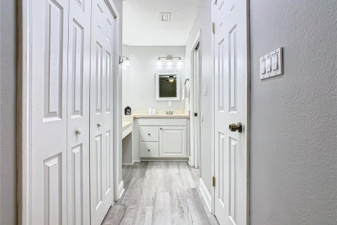 Condo in Kissimmee, Florida, 3 bedrooms  № 1754840 - photo 22