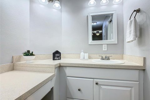 Condo in Kissimmee, Florida, 3 bedrooms  № 1754840 - photo 23