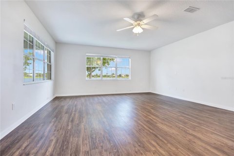 House in Apollo Beach, Florida 4 bedrooms, 339.37 sq.m. № 2208623 - photo 14