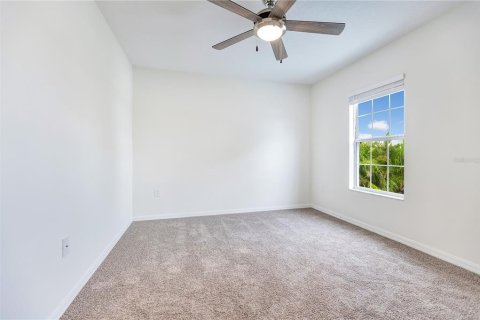 House in Apollo Beach, Florida 4 bedrooms, 339.37 sq.m. № 2208623 - photo 21