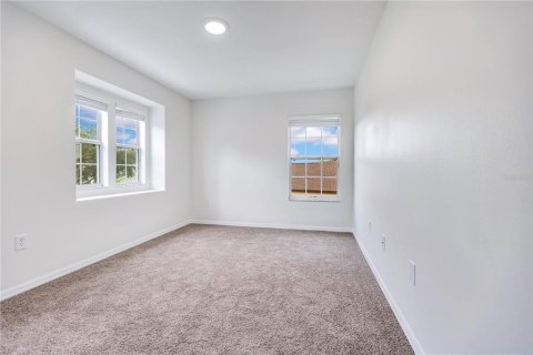 House in Apollo Beach, Florida 4 bedrooms, 339.37 sq.m. № 2208623 - photo 24