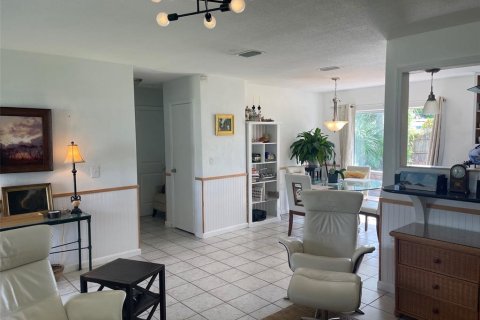 House in Flagler Beach, Florida 2 bedrooms, 94.39 sq.m. № 2389468 - photo 20
