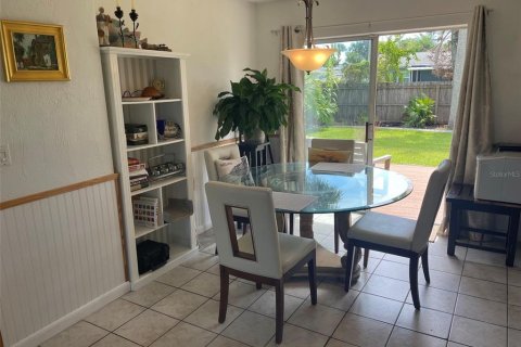 House in Flagler Beach, Florida 2 bedrooms, 94.39 sq.m. № 2389468 - photo 19