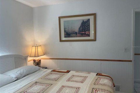 House in Flagler Beach, Florida 2 bedrooms, 94.39 sq.m. № 2389468 - photo 28