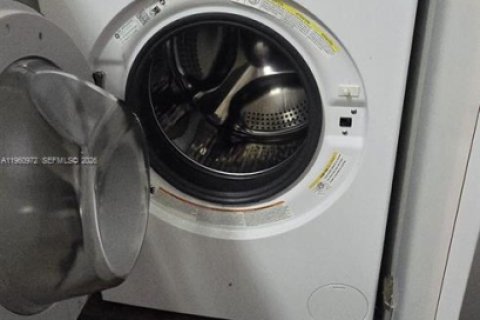 Снять в аренду квартиру в Майами-Бич, Флорида 1 спальня, 40.51м2, № 2024551 - фото 17