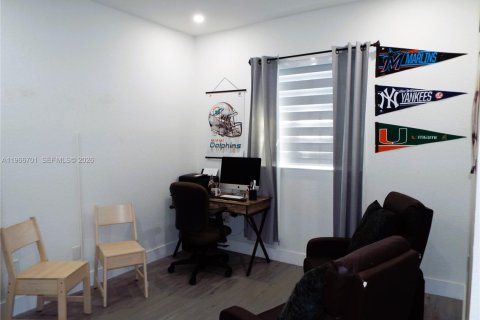 Adosado en venta en Cutler Bay, Florida, 3 dormitorios, 139.73 m2 № 2028897 - foto 24