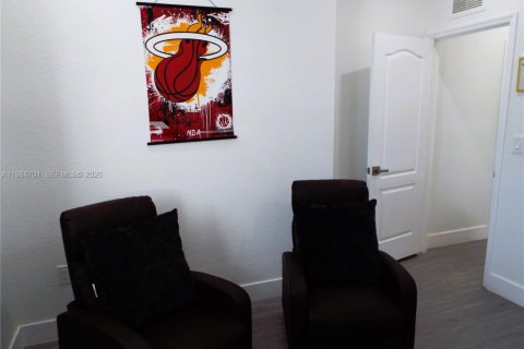 Adosado en venta en Cutler Bay, Florida, 3 dormitorios, 139.73 m2 № 2028897 - foto 28