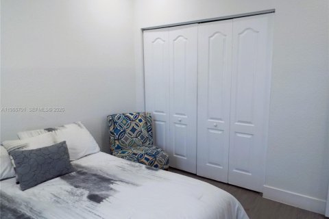 Adosado en venta en Cutler Bay, Florida, 3 dormitorios, 139.73 m2 № 2028897 - foto 30