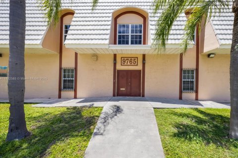Commercial property in Palmetto Bay, Florida № 2076776 - photo 26