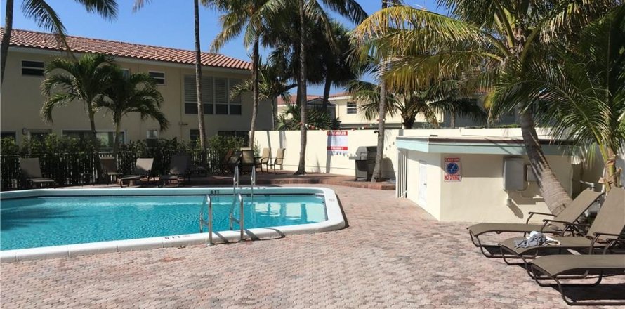 Condo à Lauderdale-by-the-Sea, Floride, 2 chambres № 1065605