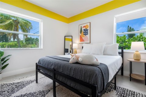 Casa en alquiler en Miami, Florida, 3 dormitorios, 115.94 m2 № 1864512 - foto 16