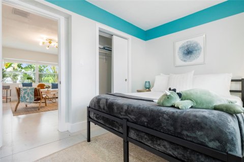 Casa en alquiler en Miami, Florida, 3 dormitorios, 115.94 m2 № 1864512 - foto 23