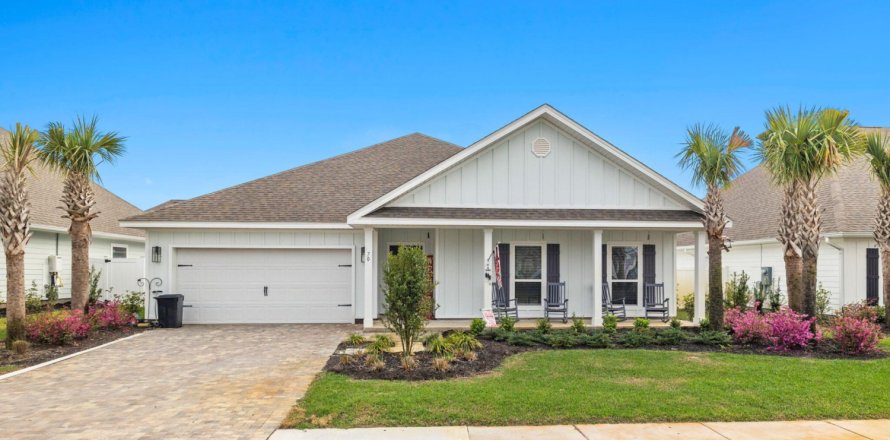 House in Santa Rosa Beach, Florida 4 bedrooms, 214.23 sq.m. № 559720