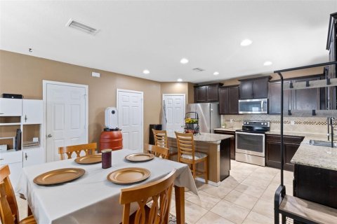 Townhouse in MAGNOLIA PARK in Riverview, Florida 2 bedrooms, 122.63 sq.m. № 1907317 - photo 2