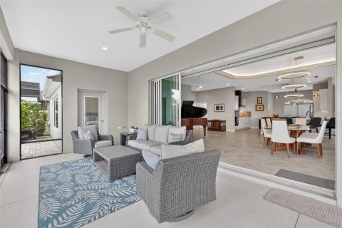 Casa en venta en The Villages, Florida, 3 dormitorios, 239.78 m2 № 2157458 - foto 20