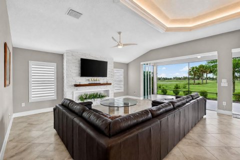 Casa en venta en The Villages, Florida, 3 dormitorios, 239.78 m2 № 2157458 - foto 8