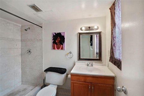 Condominio en venta en North Lauderdale, Florida, 2 dormitorios, 92.9 m2 № 1481824 - foto 26