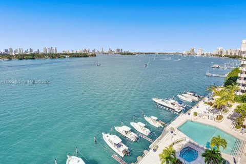 Купить кондоминиум в Майами-Бич, Флорида 1 спальня, 75.25м2, № 1982512 - фото 21