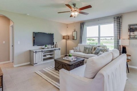 Casa en alquiler en Ocala, Florida, 5 dormitorios, 242.01 m2 № 1822889 - foto 3