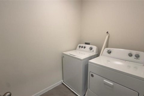 Casa en alquiler en Ocala, Florida, 5 dormitorios, 242.01 m2 № 1822889 - foto 19