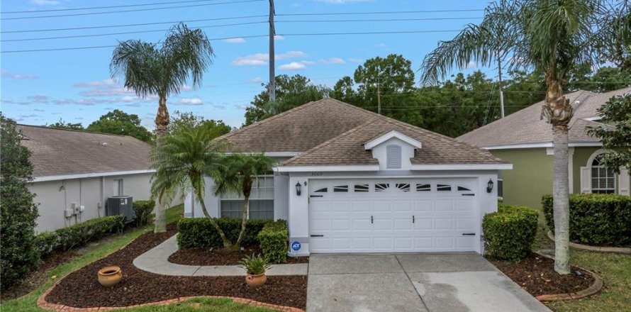 Casa en Land O' Lakes, Florida 3 dormitorios, 168.99 m2 № 1625616