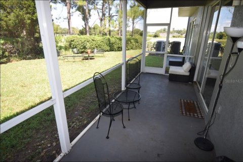 House in Riverview, Florida 5 bedrooms, 306.39 sq.m. № 1907287 - photo 11