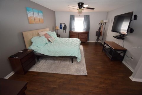 Villa ou maison à vendre à Riverview, Floride: 5 chambres, 306.39 m2 № 1907287 - photo 19