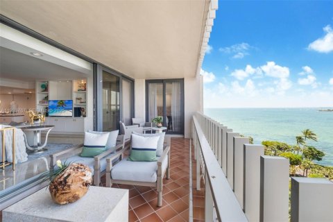 Снять в аренду кондоминиум в Майами, Флорида 2 спальни, 152.55м2, № 1992374 - фото 9