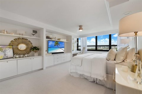 Снять в аренду кондоминиум в Майами, Флорида 2 спальни, 152.55м2, № 1992374 - фото 11