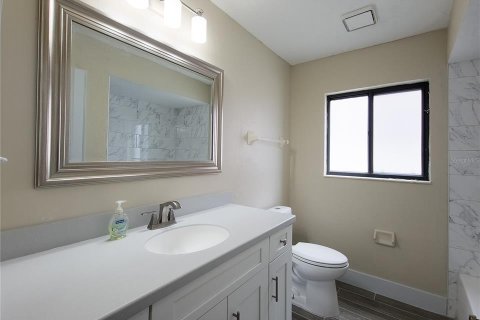 House in Palm Coast, Florida 3 bedrooms, 219.62 sq.m. № 1263999 - photo 18