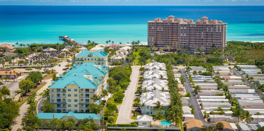 Condo à Juno Beach, Floride, 3 chambres № 1989122