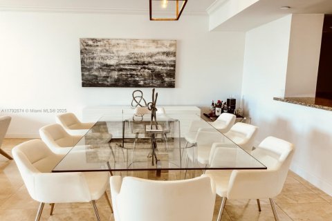 Купить кондоминиум в Авентура, Флорида 2 спальни, 171.5м2, № 1926608 - фото 5