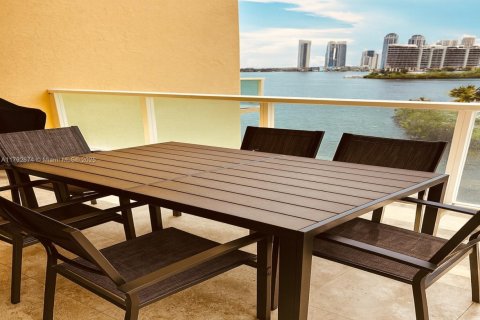 Купить кондоминиум в Авентура, Флорида 2 спальни, 171.5м2, № 1926608 - фото 3
