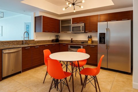 Купить кондоминиум в Авентура, Флорида 2 спальни, 171.5м2, № 1926608 - фото 6