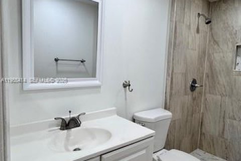 Condominio en alquiler en Tamarac, Florida, 2 dormitorios, 91.14 m2 № 2010201 - foto 8