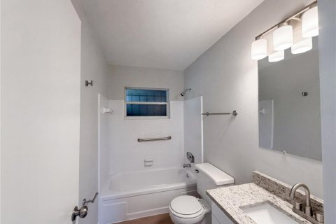 Villa ou maison à vendre à Orlando, Floride: 2 chambres, 118.45 m2 № 2142565 - photo 16