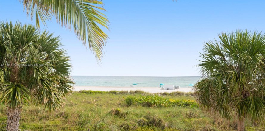 Condo à Miami Beach, Floride, 2 chambres  № 1968670