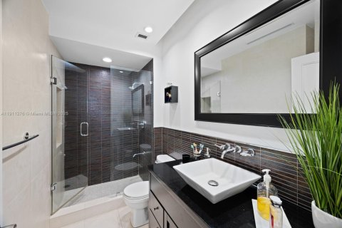 Copropriété à louer à Miami Beach, Floride: 2 chambres, 120.4 m2 № 1968670 - photo 11