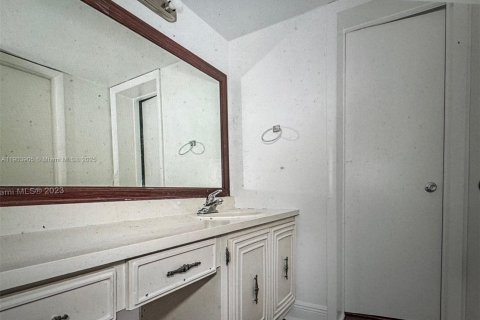 Copropriété à louer à Miami, Floride: 1 chambre, 76.74 m2 № 1954811 - photo 8