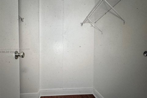 Copropriété à louer à Miami, Floride: 1 chambre, 76.74 m2 № 1954811 - photo 7