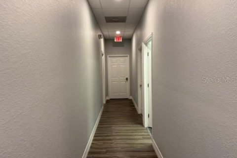 Commercial property in Lake Suzy, Florida 193.79 sq.m. № 1735490 - photo 8