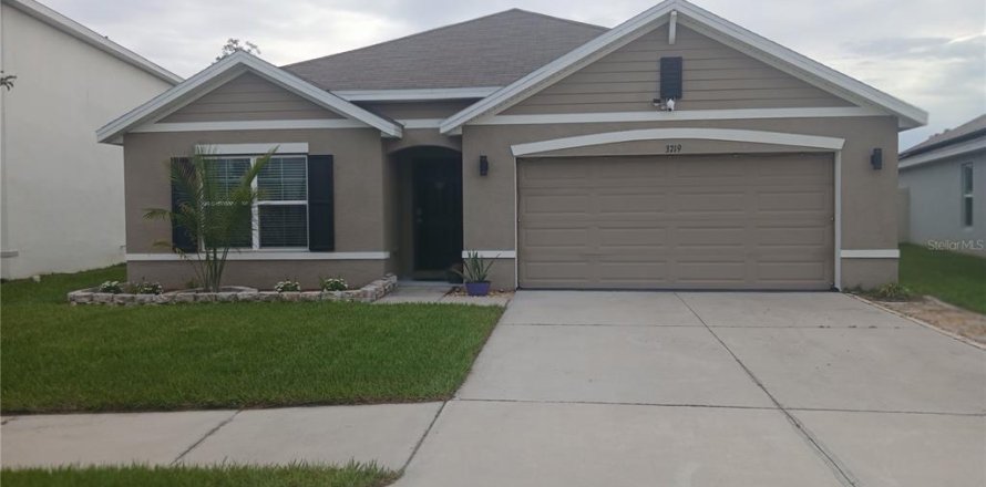 Villa ou maison à Plant City, Floride 4 chambres, 171.5 m2 № 2102052