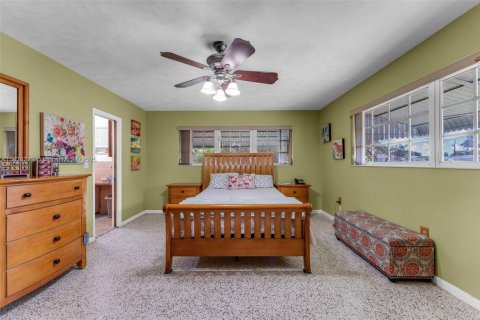 House in Homestead, Florida 3 bedrooms, 166.76 sq.m. № 1829022 - photo 16