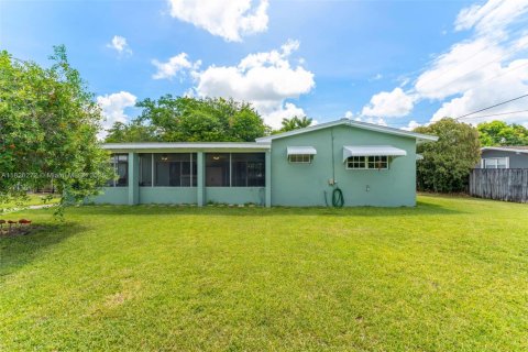 House in Homestead, Florida 3 bedrooms, 166.76 sq.m. № 1829022 - photo 27