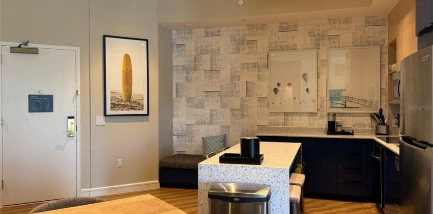 Condominio en Kissimmee, Florida, 1 dormitorio  № 1527731