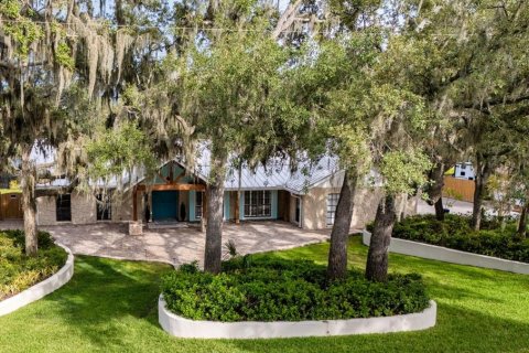 House in Riverview, Florida 4 bedrooms, 300.72 sq.m. № 2166970